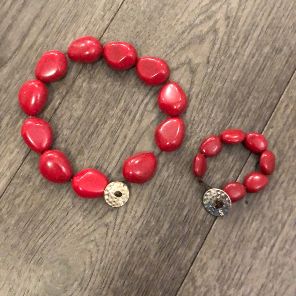 Champs Necklace and bracelet